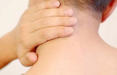 Simptomi osteohondroze materničnega vratu